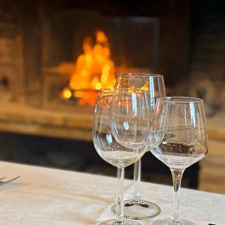 Chateau De 호텔 라뚜르